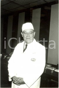 Fotografia d epoca originale 1987 BULGNEVILLE F Raymond BARRE visita le Fromagerie ERMITAGE Foto 1