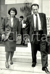 Fotografia d epoca originale 1990 PARIS F Michel ROCARD et Danielle GOUZE MITTERRAND ElysÃ©e Photographie 1