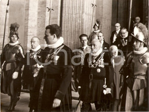Fotografia d epoca originale 1961 CITTA  DEL VATICANO Baldovino del BELGIO con il collare ORDINE DI CRISTO 2 1