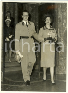 Fotografia d epoca originale 1962 BELGIQUE Roi Baudouin et Fabiola  MISSIONS DE SCHEUT centième anniversaire 1