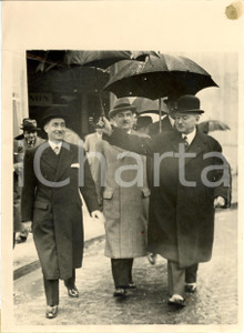 Fotografia d epoca originale 1935 PARIS F Josef STOCKINGER Paul MARCHANDEAU visitano Fiera DANNEGGIATA 1