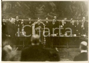 Fotografia d epoca originale 1930 LONDON UK King George V speaking at FIVE POWER NAVAL CONFERENCE Photo 1