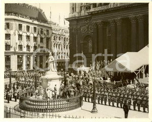 Fotografia d epoca originale 1935 LONDON UK King George V and Mary of TECK leave Saint Paul Cathedral Photo 1