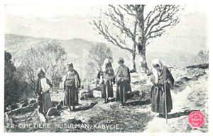 Cartolina originale da collezione 1930 ca KABYLIE DZ Donne al cimitero musulmano Cartolina animata FP NV 1