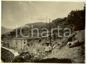 Fotografia d epoca originale 1932 BERGAMO Strada Statale nÂ°42 del TONALE e della MENDOLA e contadini Foto 1
