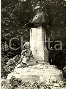 Fotografia d epoca originale 1980 ca BERNWILLER F Busto JeanJacques HENNER Scultore Joseph ENDERLIN Foto 1