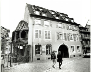 Fotografia d epoca originale 1995 COLMAR F Rue BERTHE MOLLY 10  Casa dove soggiornÃ² VOLTAIRE Fotografia 1