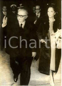 Fotografia d epoca originale 1978 ITALIA? Giovanni LEONE e la moglie Vittoria ad una serata di gala Foto 1