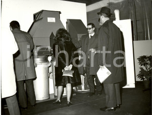 Fotografia d epoca originale 1969 BRUGHERIO MB IV Congresso SHUNT ITALIANA spa Visita impianti esposti Foto 1