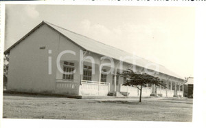 Fotografia d epoca originale 1955 ca PHNOM PENH Cambogia Scuola TUOL SVAY PREY Edificio per sei classi Foto 1