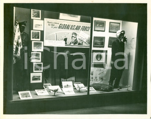 Fotografia d epoca originale 1955 ca INDIANAPOLIS USA Exposition STOUT ARMY AIRFIELD Aviation FORT BRAGG 1