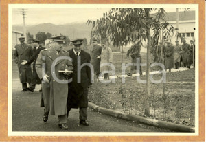 Fotografia d epoca originale 1955 BORGO PIAVE LT Generale Domenico FORNARA visita Centro Difesa Aerea Foto 1