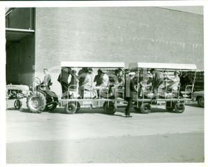 Fotografia d epoca originale 1965 PENSACOLA FLORIDA U.S. NAVY Ufficiali in tour NAVAL AIR STATION Fotografia 1