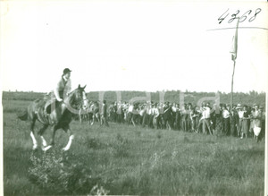 Fotografia d epoca originale 1935 ca MILANO Ippica Corse di cavalli in campo aperto FOTOGRAFIA 1