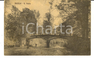 Cartolina originale da collezione 1914 MONZA Veduta del Regio Parco Cartolina ANIMATA pescatori FP VG 1
