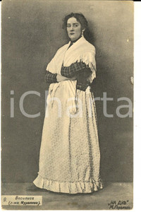 Cartolina originale da collezione 1900 ca COSTUMI RUSSIA Donna con lo scialle bianco  Cartolina postale FP NV 1