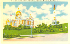 Cartolina originale da collezione 1930 ca DES MOINES USA IOWA STATE CAPITOL Building SOLDIERS SAILORS FP NV 1