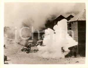 Fotografia d epoca originale 1958 CINEMA  DUNKERQUE Mitragliatore antiaereo contrasta bombardamenti Foto 1