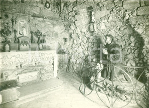 Fotografia d epoca originale 1955 ca DOVADOLA FC Santuario di Sant Antonio alla Grotta di MONTEPAOLO Foto 1