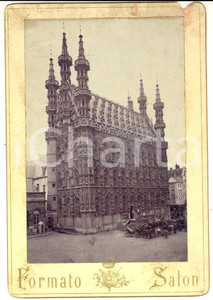 Fotografia d epoca originale 1890 ca LOVANIO BELGIO Veduta del Palazzo del Municipio Foto formato SALON 1