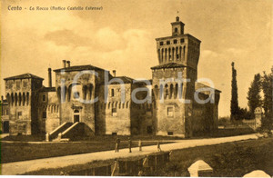 Cartolina originale da collezione 1920 ca CENTO FE Veduta esterna del Castello ESTENSE Cartolina ANIMATA FP NV 1