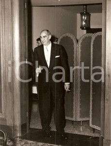 Fotografia d epoca originale 1962 MILANO Congresso Internazionale CARBION Mr. PITT dopo conferenza Foto 1