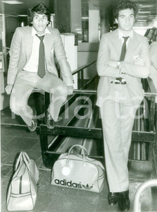 Fotografia d epoca originale 1980 ca URUGUAY Calcio MUNDIALITO Calciatori Ruben PAZ e ORTIZ Fotografia 1