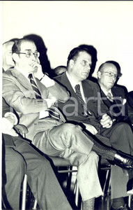 Fotografia d epoca originale 1975 ca ROMA Ferdinando VENTRIGLIA e Giorgio CAPPON  a un congresso Foto 1