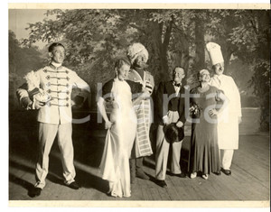 Fotografia d epoca originale 1940 ca TORINO Wanda OSIRIS sul palco all inizio della sua carriera Foto 1