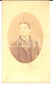 Fotografia d epoca originale 1880 ca CASALE MONFERRATO AL Giovane uomo con soprabito Foto TAMBURINI 1
