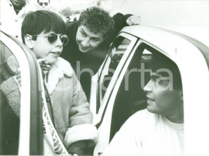 Fotografia d epoca originale 1988 NAPOLI Diego Armando MARADONA con Palummella e un piccolo bambino cieco 1