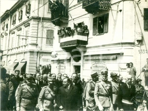 Fotografia d epoca originale 1930 ca TORINO Principe UMBERTO II sfila per le vie della cittÃ  Fotografia 1