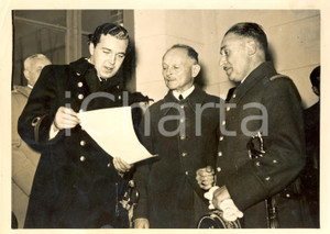 Fotografia d epoca originale 1938 STOCCOLMA Bertil di SVEZIA nominato caporale d onore 4° Reggimento Fanteria 1
