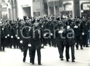 Fotografia d epoca originale 1980 NEW YORK Processione del corteo della polizia Fotografia DANNEGGIATA 1