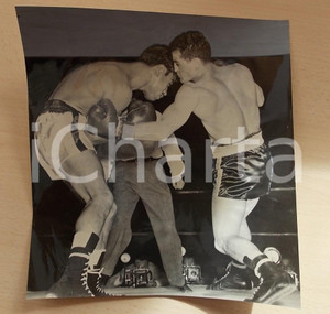 Fotografia d epoca originale 1957 SAN FRANCISCO USA BOXE Pugile Raul MACIAS vs Alphonse HALIMI Foto 35 x 28 1