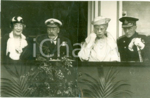 Fotografia d epoca originale 1935 ca LONDON Re George V Mary di TECK sul palco reale a OLYMPIA Fotografia 1