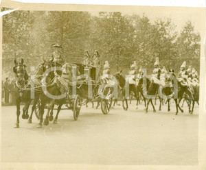 Fotografia d epoca originale 1929 LONDON Carrozza Reale del Prince of WALES arriva con scorta Fotografia 1
