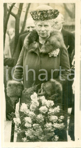 Fotografia d epoca originale 1935 ca LONDON Re George V Mary di TECK visita West Ham Central Mission Foto 1