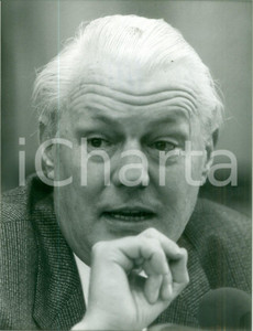 Fotografia d epoca originale 1990 ca BONN DE Gerhard STOLTENBERG Ministro Finanze GERMANIA EST Fotografia 1