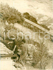 Fotografia d epoca originale 1962 MONTE ARGENTARIO Beatrice d OLANDA rientra in villa a PORTO ERCOLE Foto 1