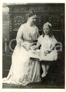 Fotografia d epoca originale 1914 PAESI BASSI La regina Guglielmina e la piccola Giuliana RIPRODUZIONE 1930 1
