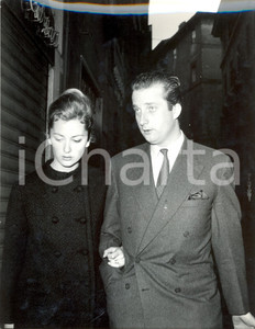 Fotografia d epoca originale 1960 ca ROMA I principi Alberto e Paola del BELGIO per le vie della Capitale 1