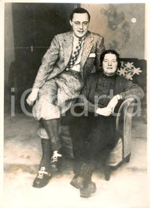 Fotografia d epoca originale 1937 KRYNICA La regina Giuliana e Bernardo LIPPEBIESTERFELD in viaggio di nozze 1