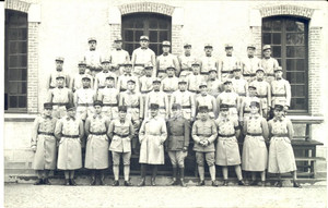 Fotografia d epoca originale 1915 ca WW1 FRANCIA Soldati del 306Â° Reggimento di fanteria in caserma Foto 1