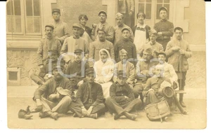 Fotografia d epoca originale 1917 WW1 NARBONNE F Ospedale militare  Feriti con infermiera Foto MARGALL 1