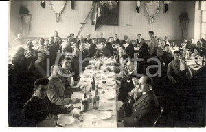 Fotografia d epoca originale 1930 ca FRANCIA Pranzo di un associazione di combattenti Foto cartolina 1