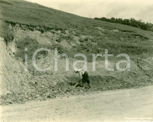 Fotografia d epoca originale 1930 GREENE COUNTY PENNSYLVANIA USA Operaio scava per la nuova autostrada FOTO 1