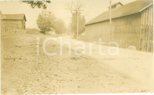 Fotografia d epoca originale 1908 ULSTER, PENNSYLVANIA USA Fondo di ghiaia per strada rurale Foto 1