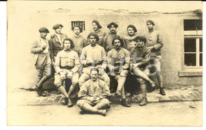 Fotografia d epoca originale 1919 FRANCE ARMEE DE TERRE Chasseurs avec leurs pipes et verres Photo 1