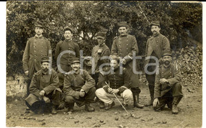Fotografia d epoca originale 1915 ca WW1 FRANCIA Soldati di fanteria posano all aperto Fotografia FP 1
